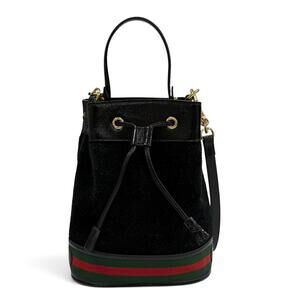 GUCCI Authentic Black Leather Shoulder Bag
